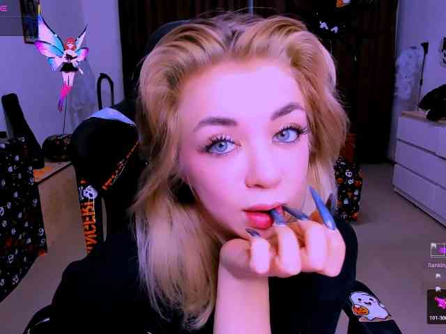 BabyNicole webcam