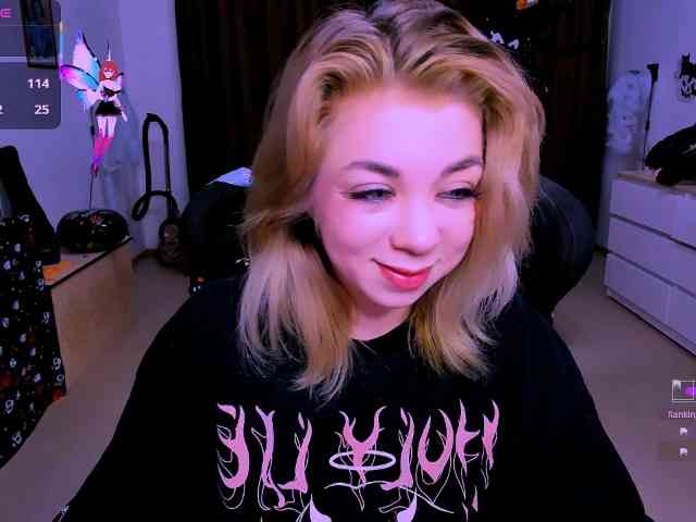BabyNicole webcam