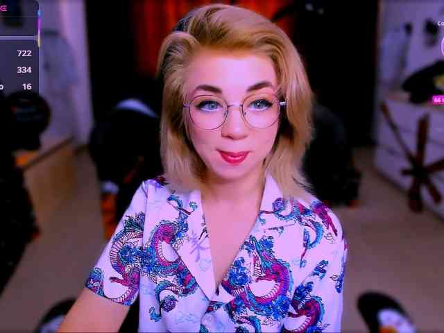 BabyNicole webcam