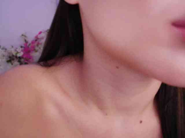 kaylalaine1 webcam