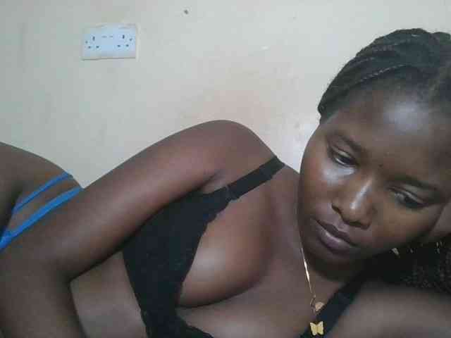 Hornyqueen4 webcam