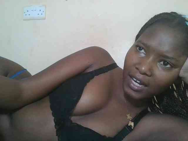 Hornyqueen4