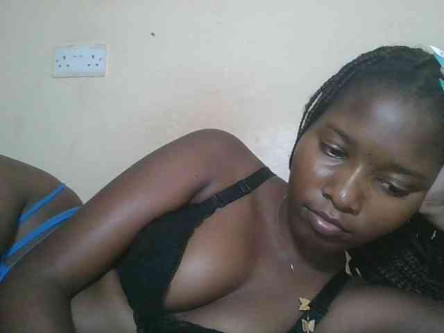 Hornyqueen4 webcam