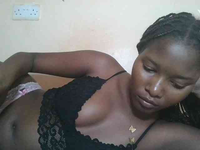 Hornyqueen4 webcam