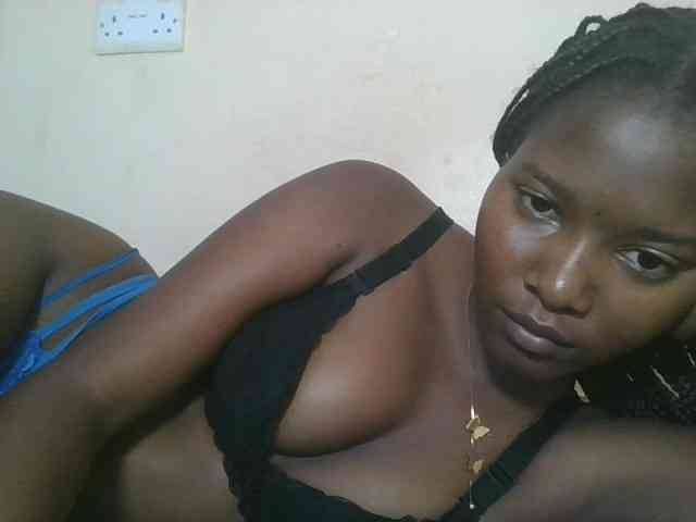 Hornyqueen4 webcam