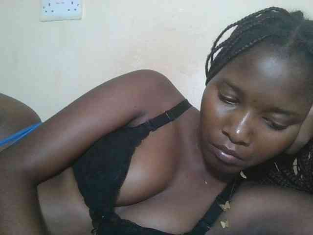 Hornyqueen4 webcam