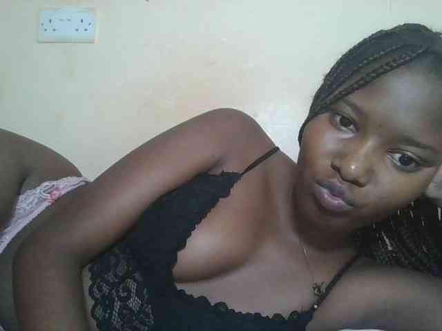 Hornyqueen4 webcam