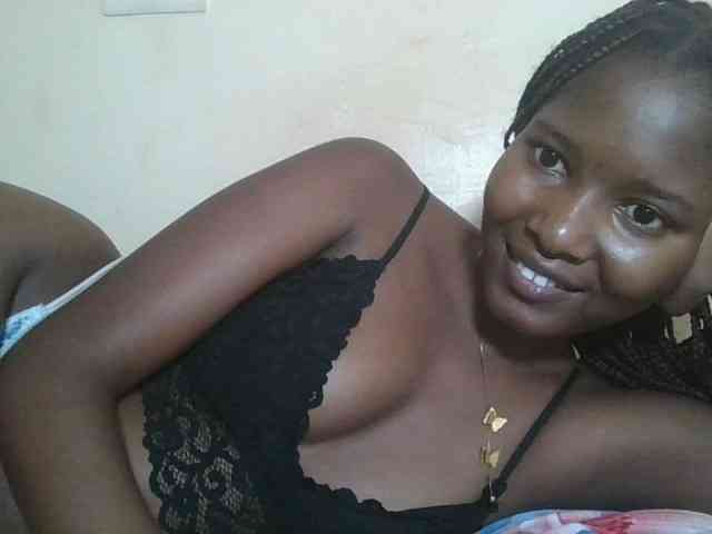 Hornyqueen4 webcam