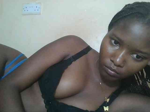 Hornyqueen4 webcam