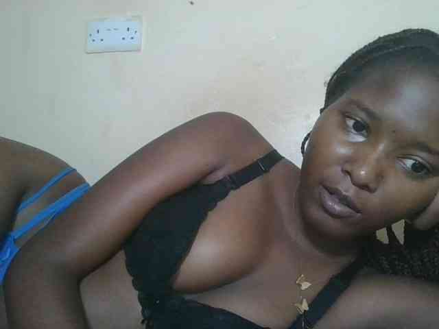 Hornyqueen4 webcam