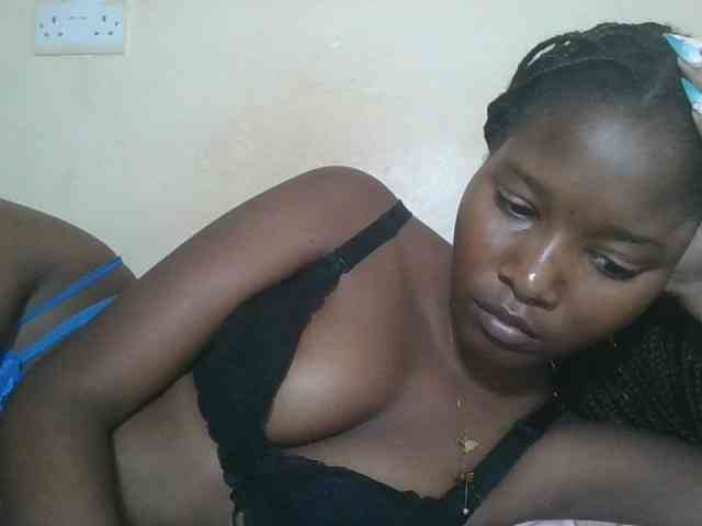 Hornyqueen4 webcam
