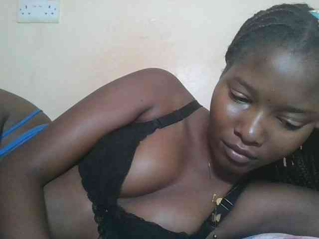 Hornyqueen4 webcam