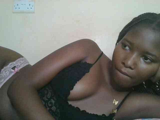 Hornyqueen4 webcam