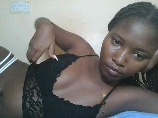 Hornyqueen4 webcam