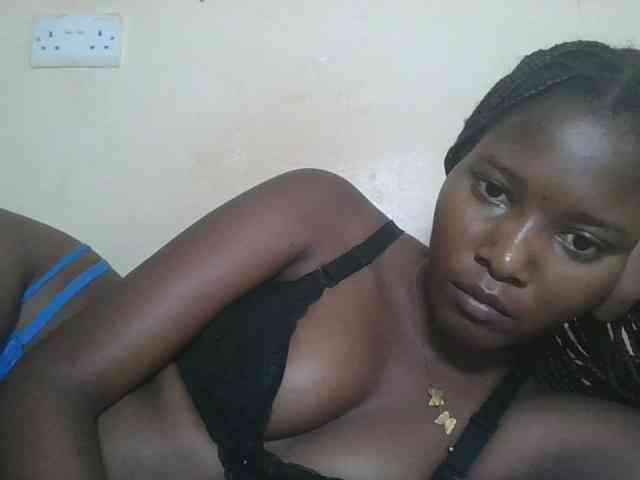 Hornyqueen4 webcam