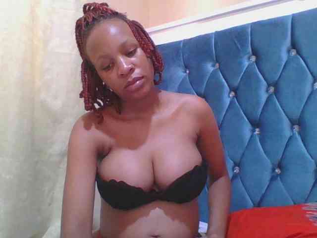 Prettyebony4 webcam