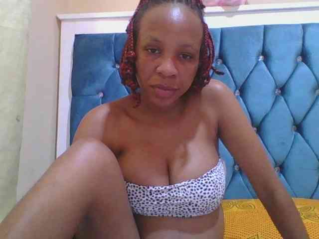 Prettyebony4 webcam