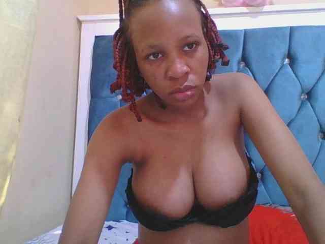 Prettyebony4 webcam