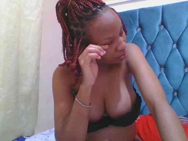 Prettyebony4 webcam