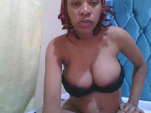 Prettyebony4 webcam