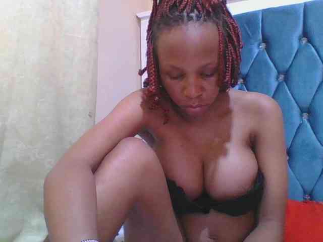 Prettyebony4 webcam