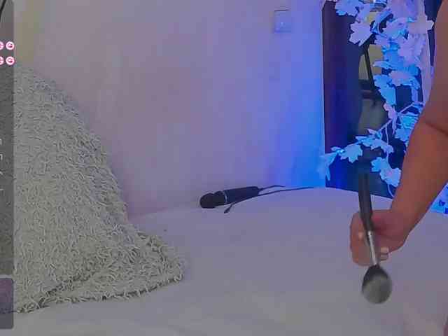 JackieJee webcam