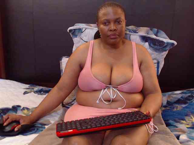 Busttyebony19 webcam