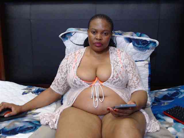 Busttyebony19 webcam