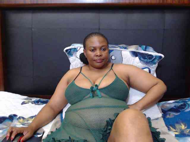 Busttyebony19 webcam