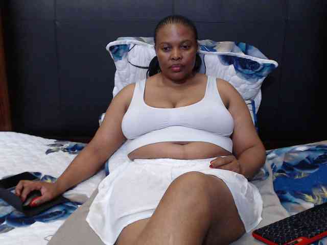 Busttyebony19 webcam