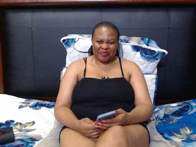 Busttyebony19 webcam