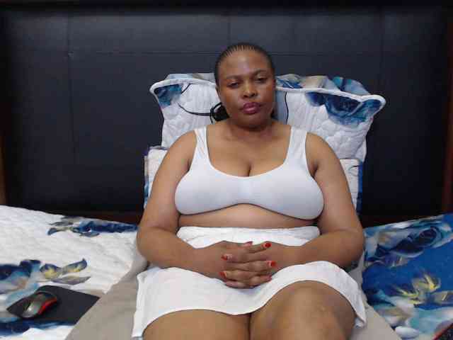 Busttyebony19 webcam