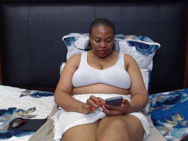 Busttyebony19 webcam
