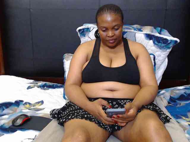 Busttyebony19 webcam