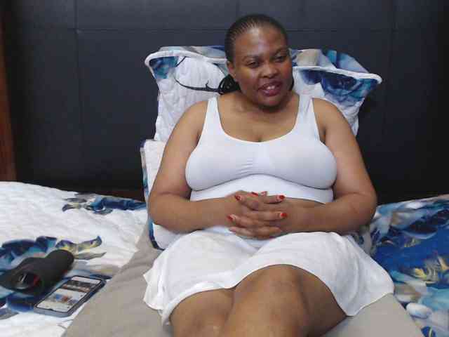 Busttyebony19 webcam