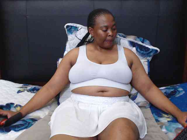 Busttyebony19 webcam