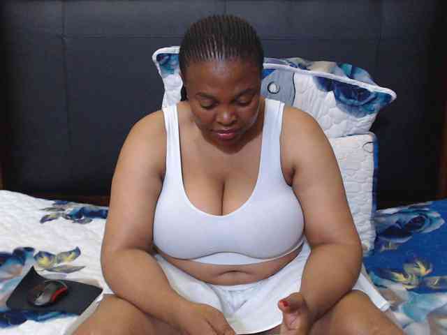 Busttyebony19 webcam