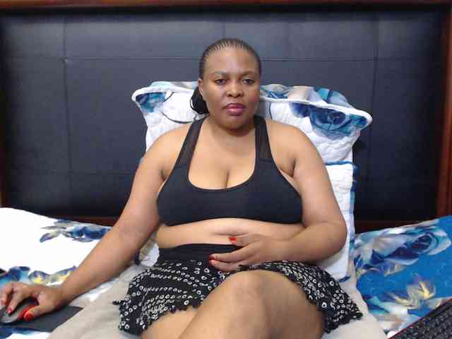 Busttyebony19 webcam