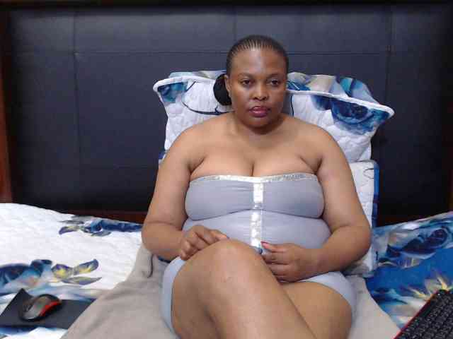 Busttyebony19 webcam