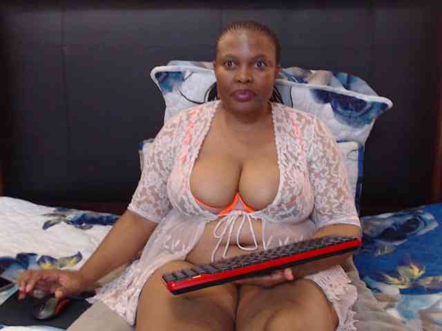 Busttyebony19 webcam