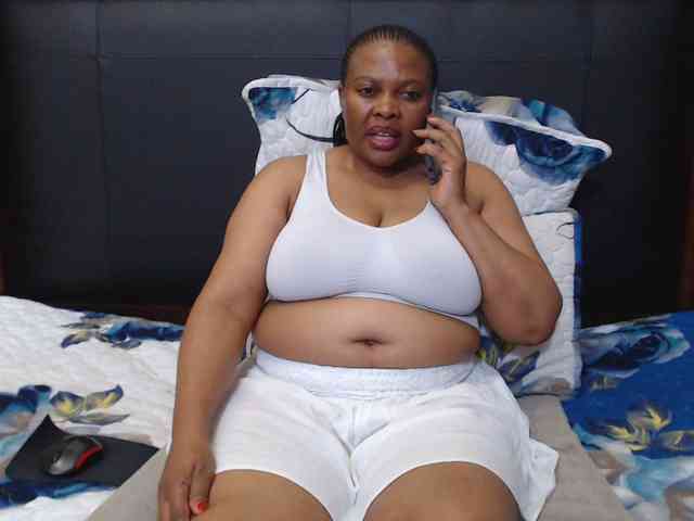 Busttyebony19 webcam