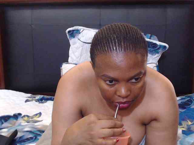 Busttyebony19 webcam