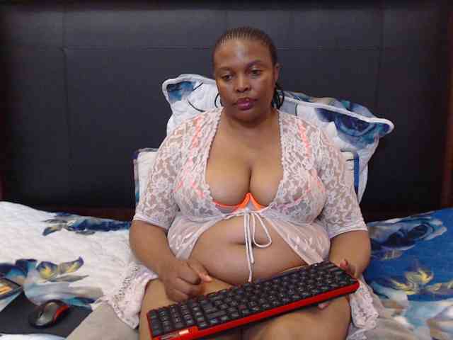 Busttyebony19 webcam