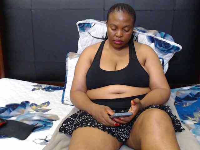 Busttyebony19 webcam