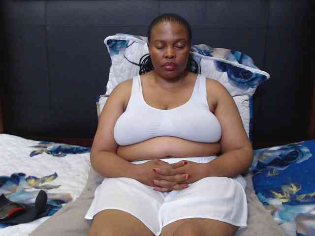 Busttyebony19 webcam