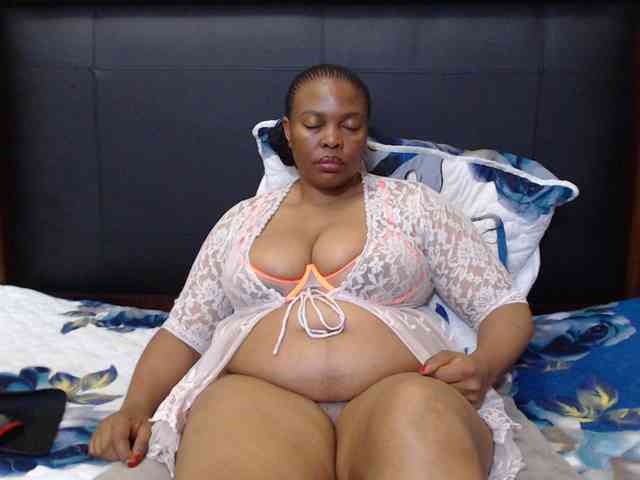 Busttyebony19 webcam