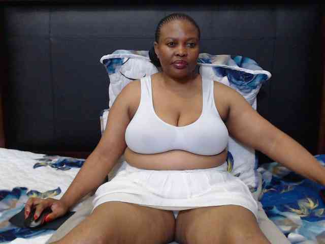 Busttyebony19 webcam