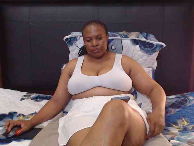 Busttyebony19 webcam