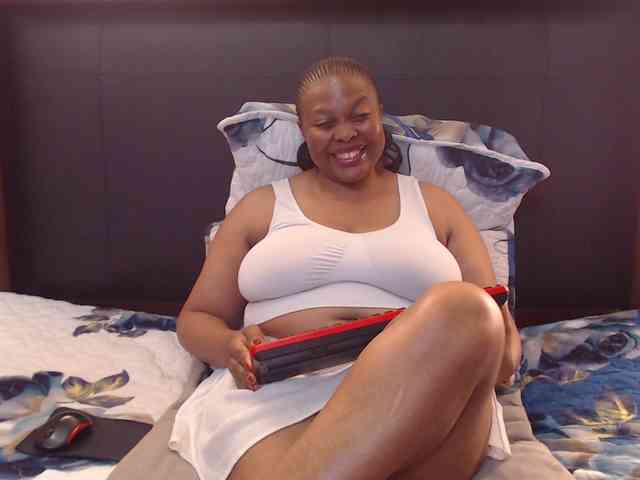 Busttyebony19 webcam