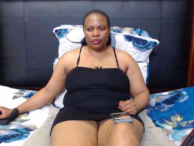 Busttyebony19 webcam